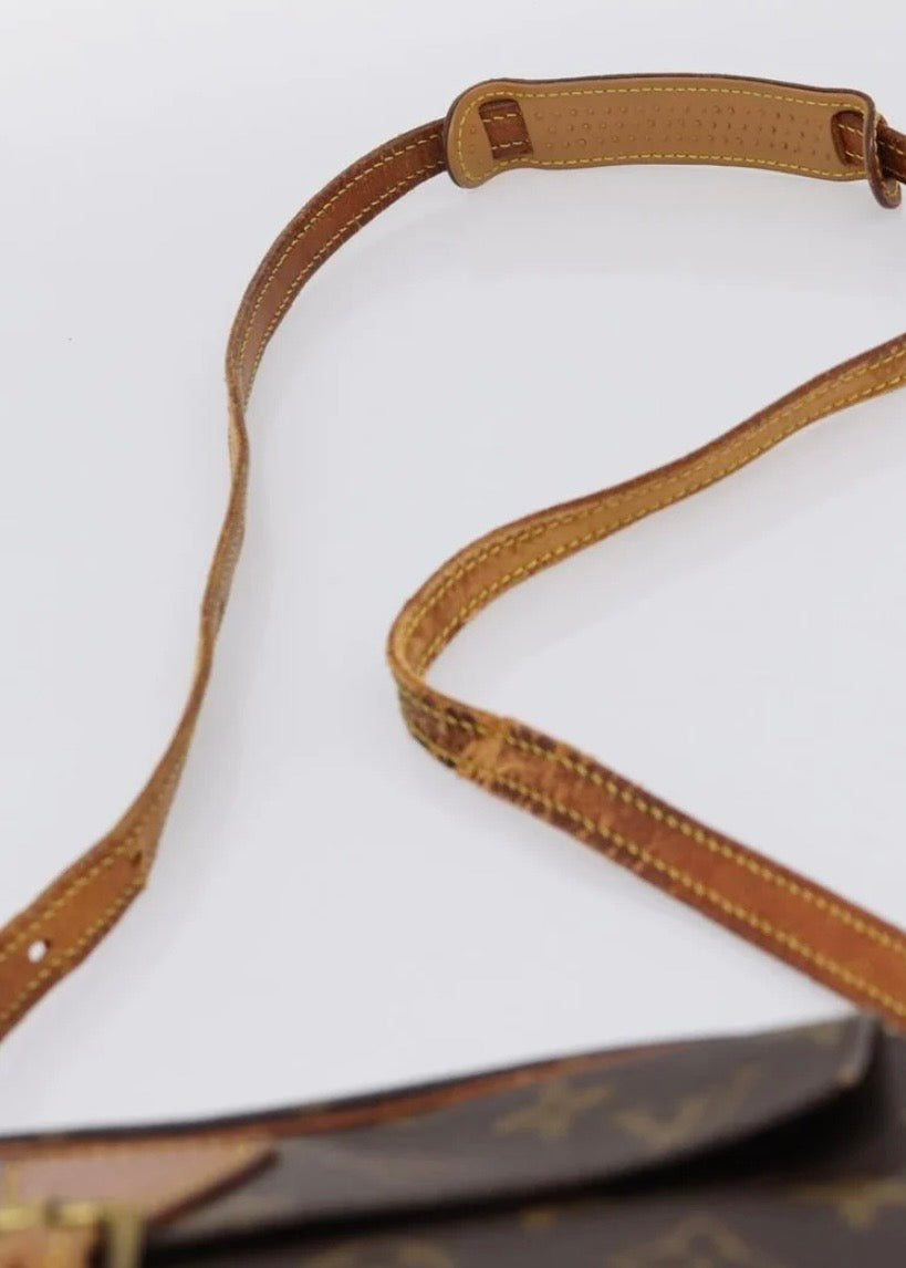 Louis Vuitton Monogram Jeune Fille Shoulder Bag
